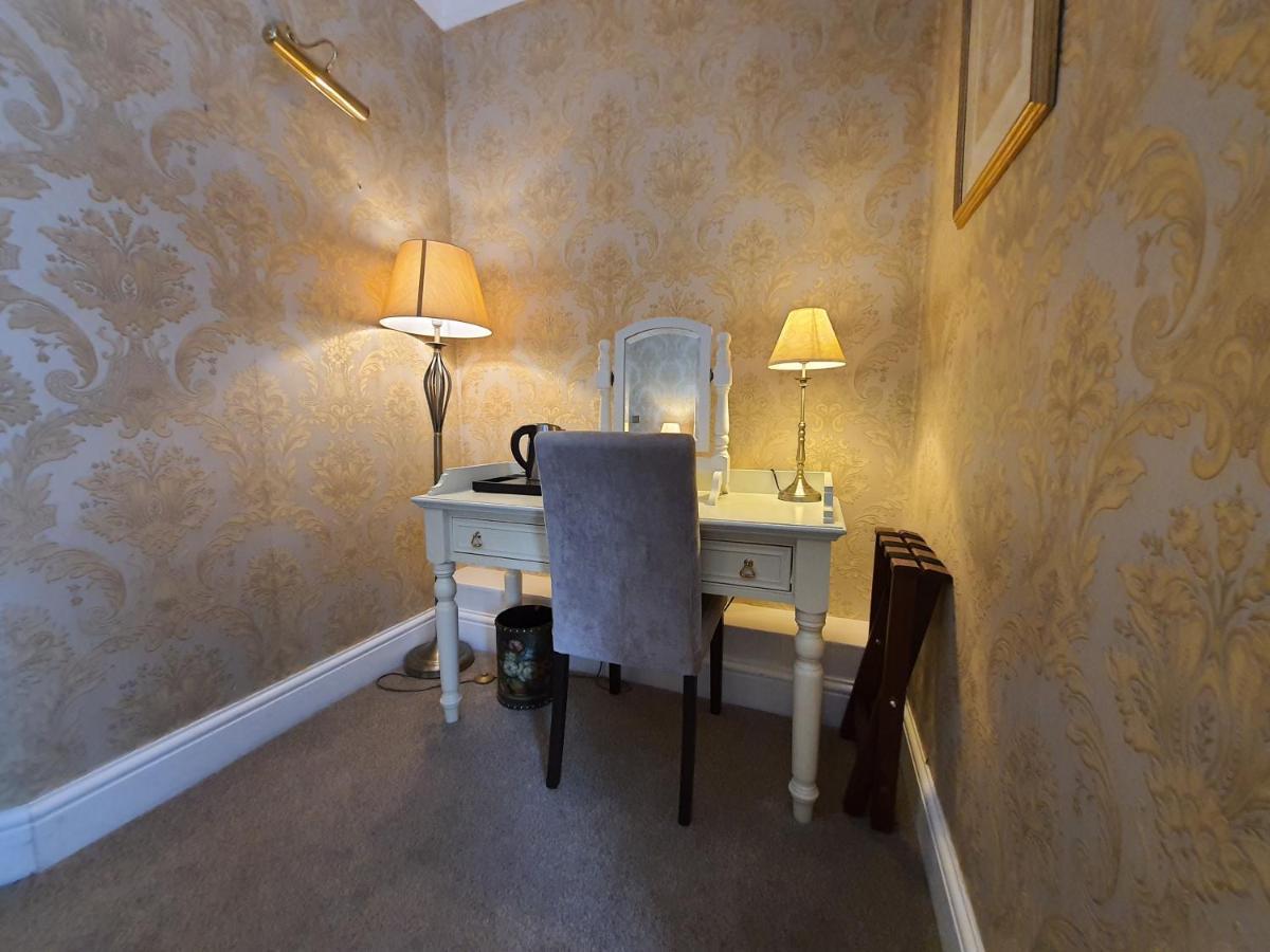 Butlers Townhouse Hotel Dublin Exterior photo