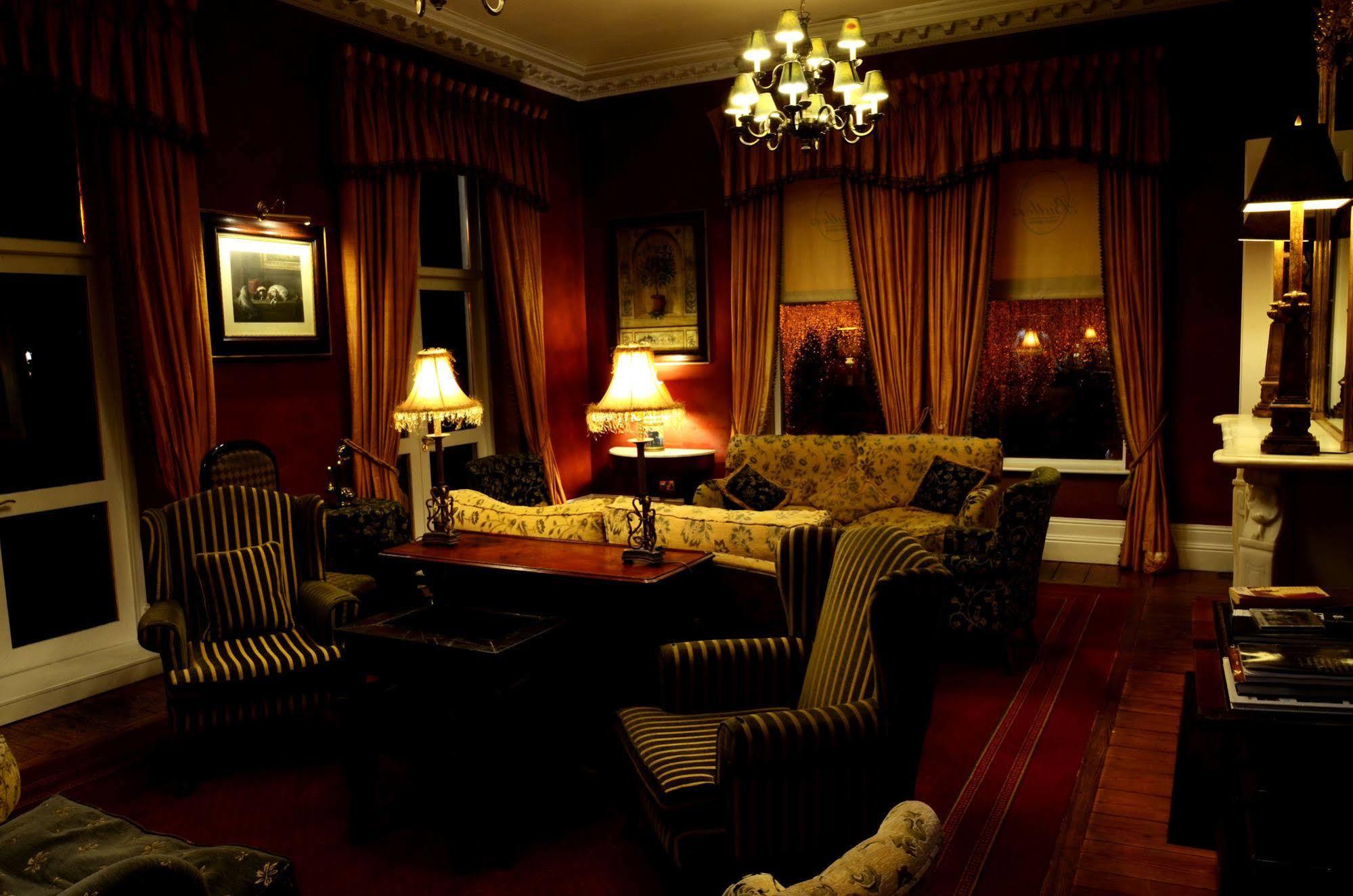 Butlers Townhouse Hotel Dublin Exterior photo
