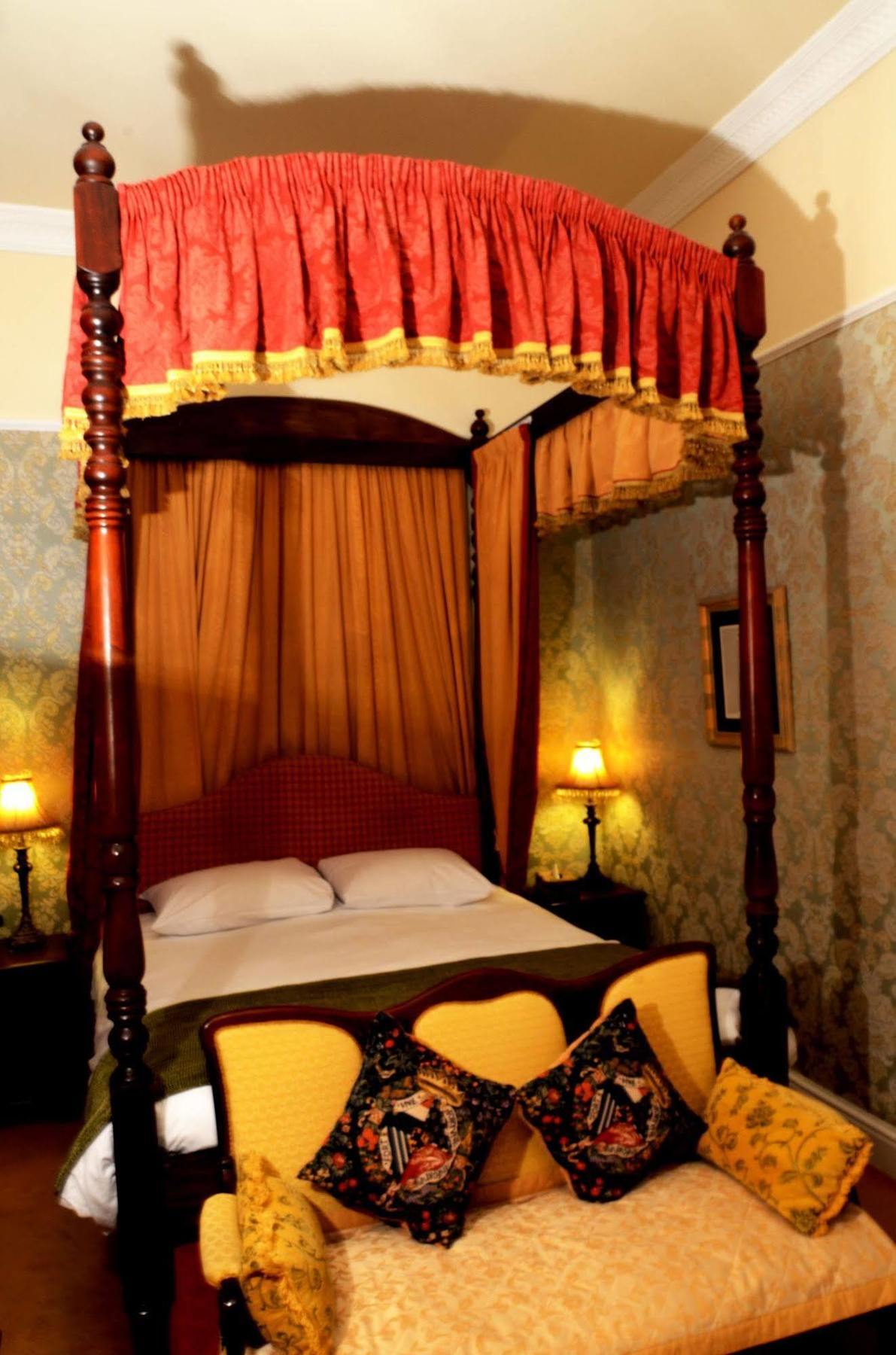 Butlers Townhouse Hotel Dublin Exterior photo