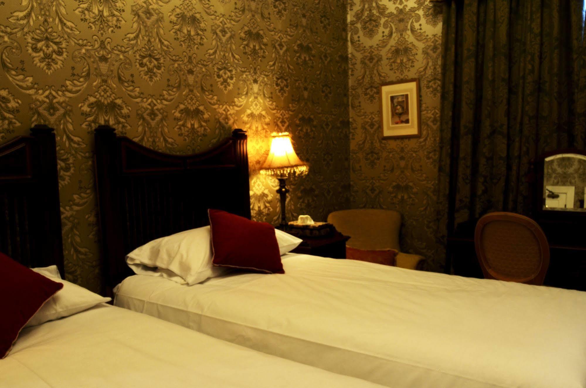 Butlers Townhouse Hotel Dublin Exterior photo