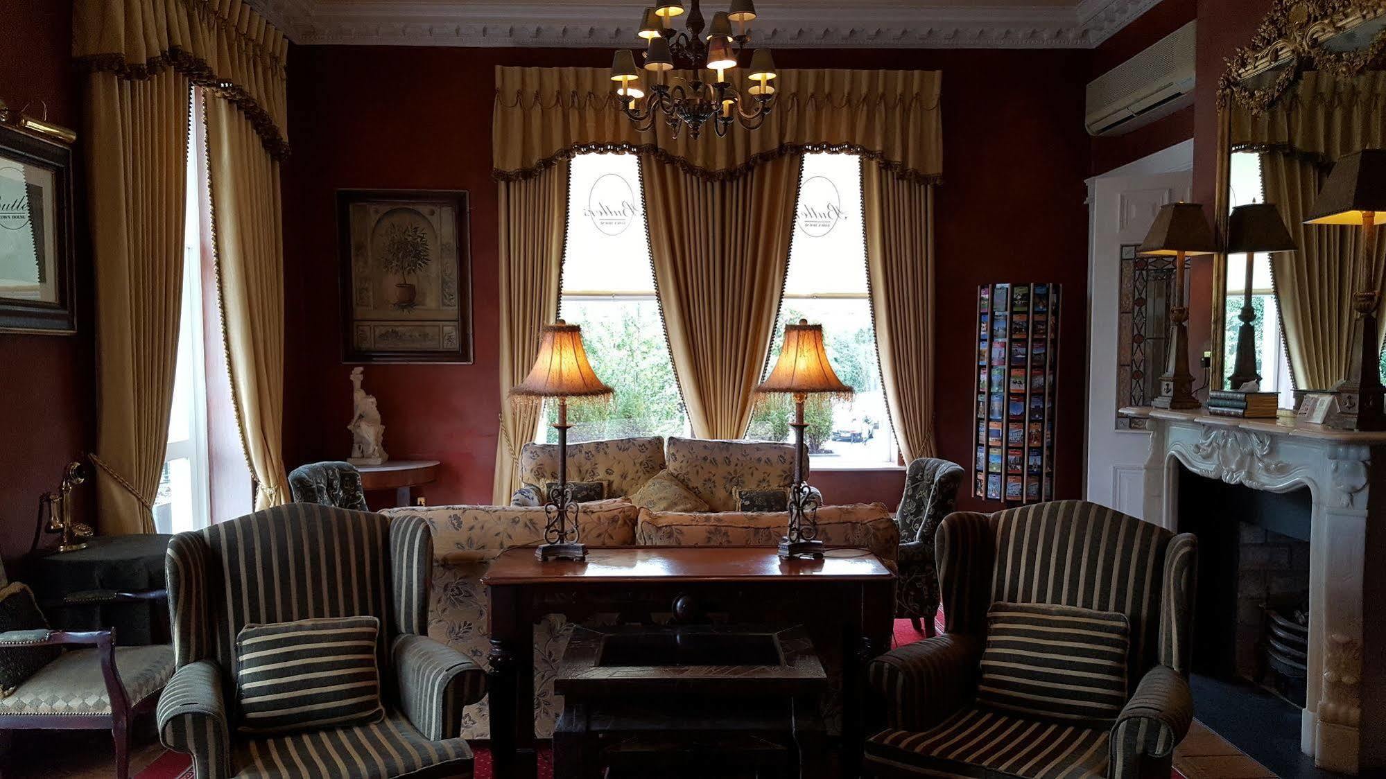 Butlers Townhouse Hotel Dublin Exterior photo